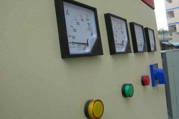 渝北配电柜-3683讲讲配电柜注意事项